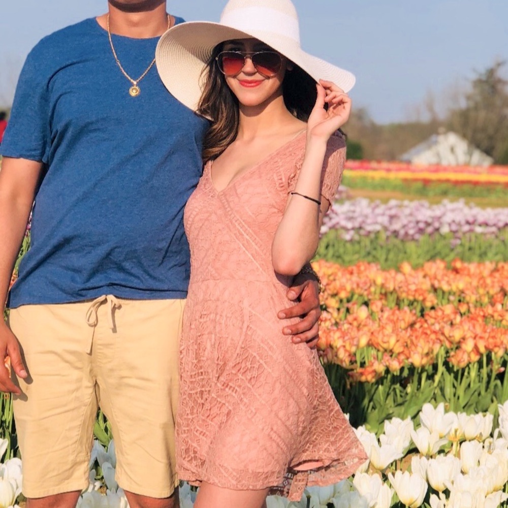 Peach Lace Flow Dress 🌸